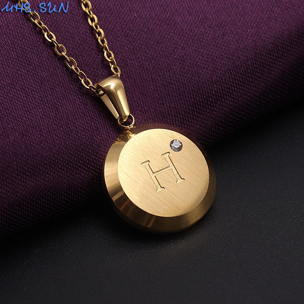 گردنبند طلایی حرفH با نگین